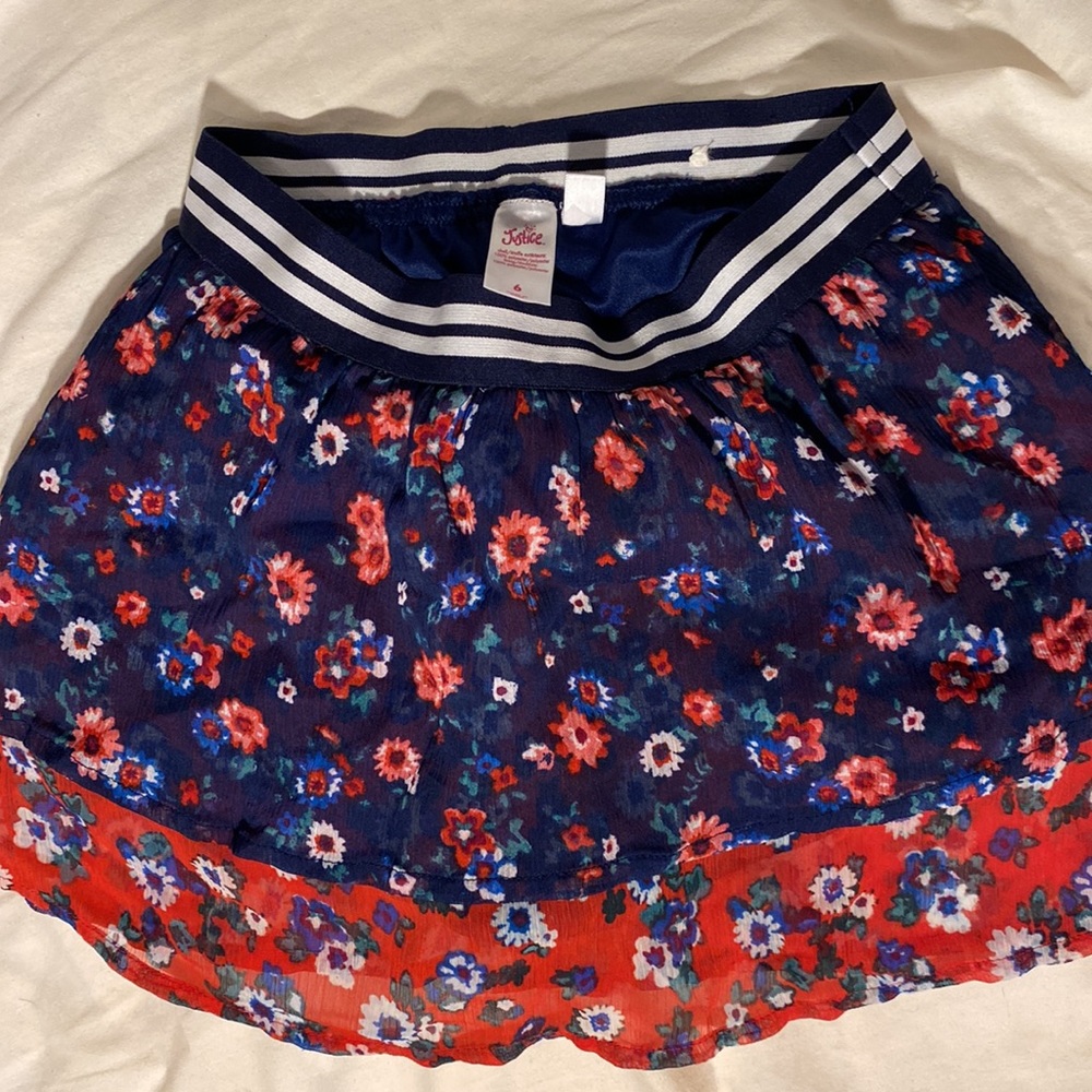 Justice Skirt | Size 6 Girls | Floral | Red / Blue |